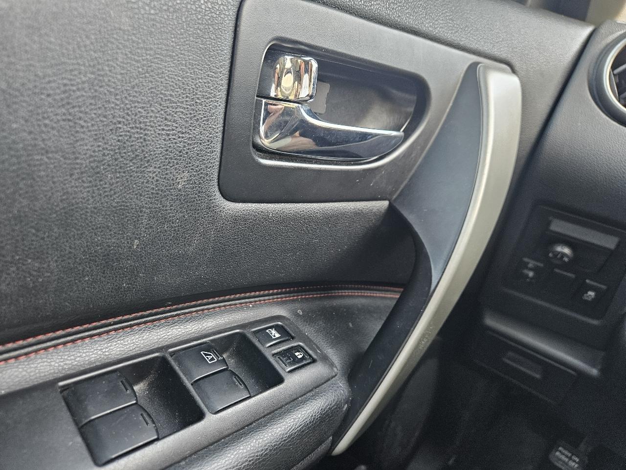 Nissan Rogue FWD 4dr SL 2013