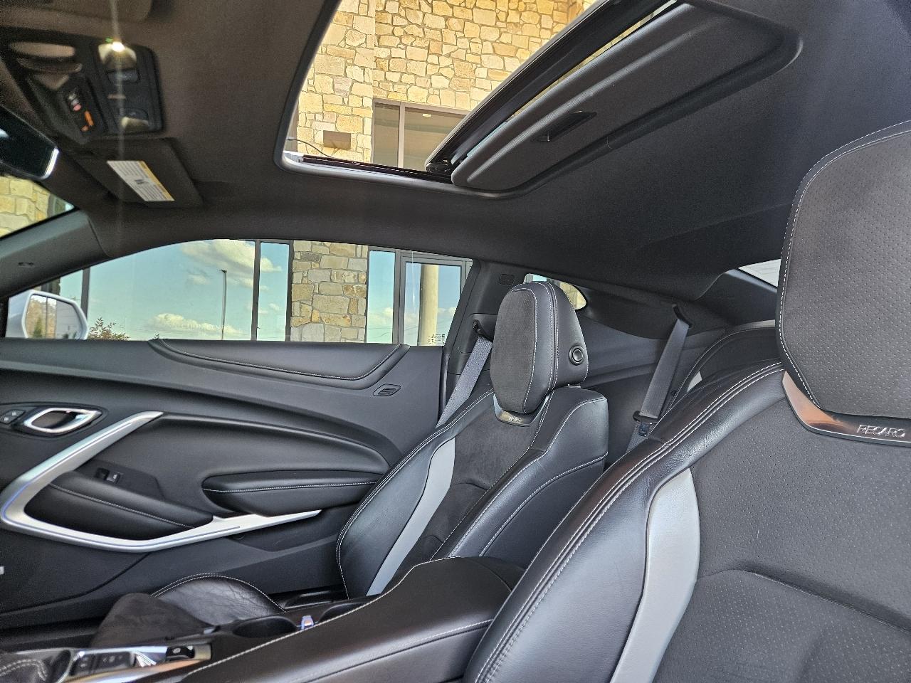 Chevrolet Camaro 2dr Cpe 2SS 2020