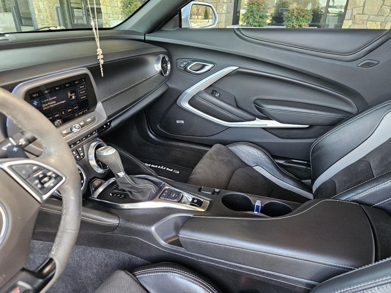 Chevrolet Camaro 2dr Cpe 2SS 2020