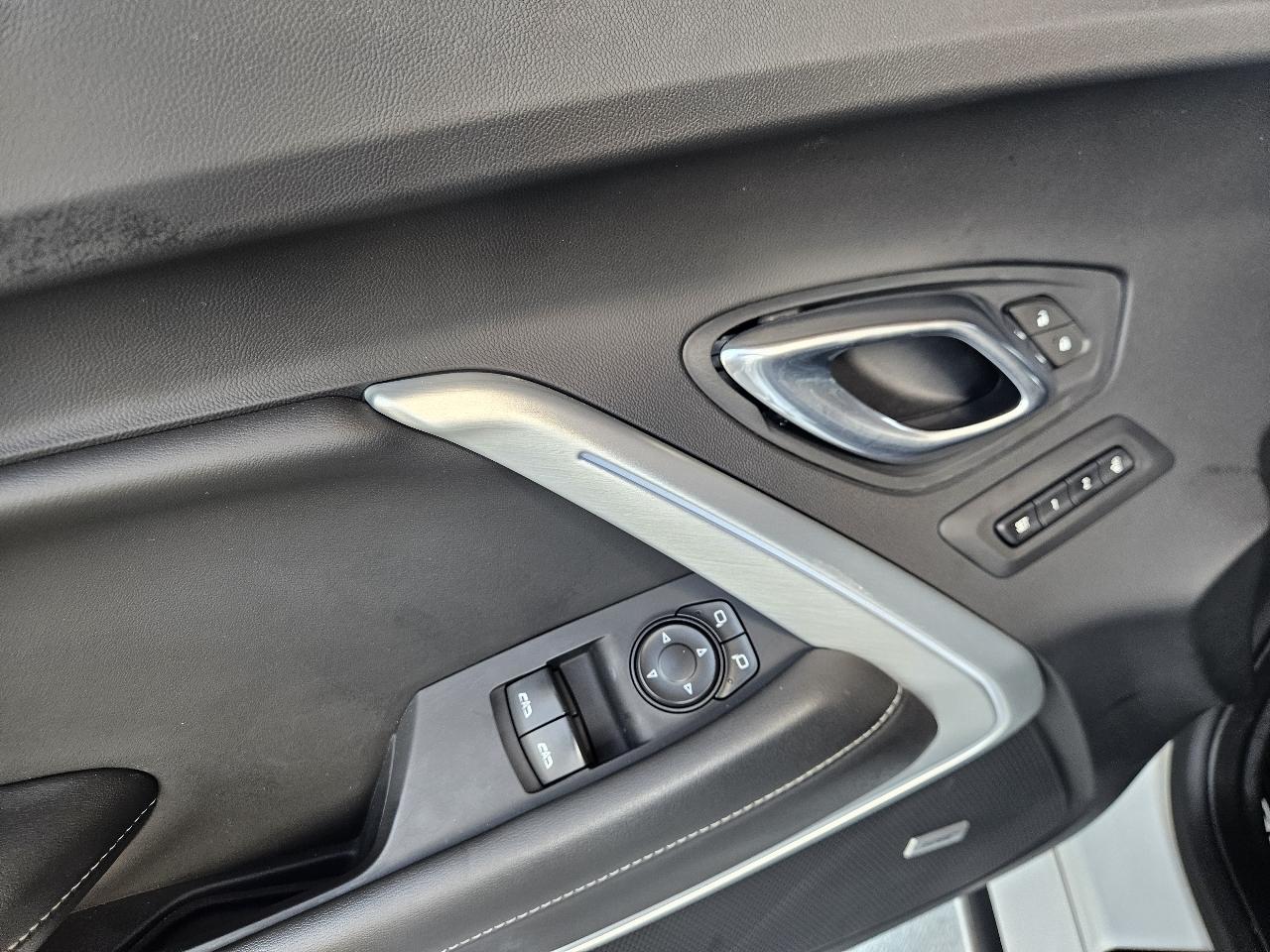 Chevrolet Camaro 2dr Cpe 2SS 2020