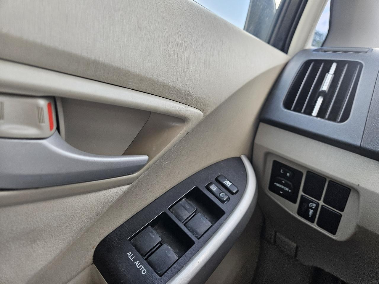 Toyota Prius 5dr HB III (Natl) 2010