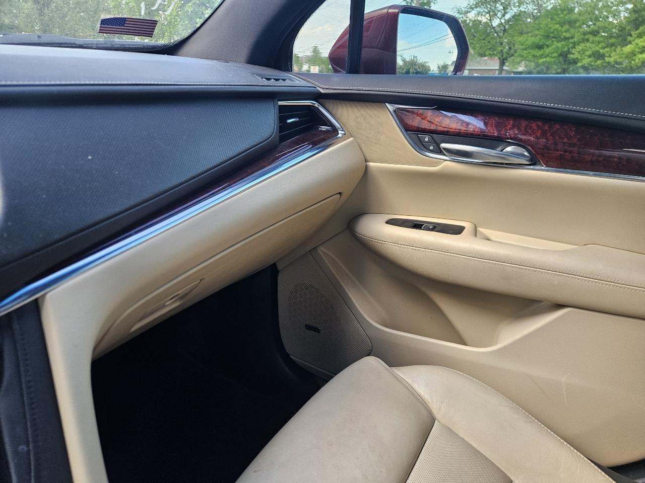 Cadillac XT5 FWD 4dr Luxury 2017