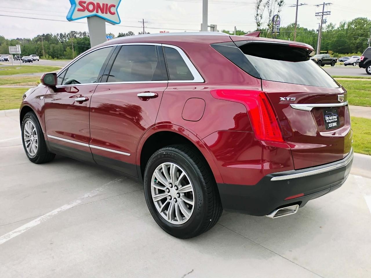 Cadillac XT5 FWD 4dr Luxury 2017