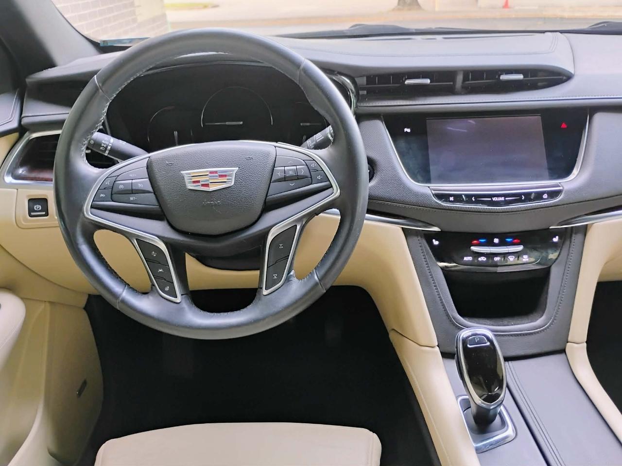 Cadillac XT5 FWD 4dr Luxury 2017