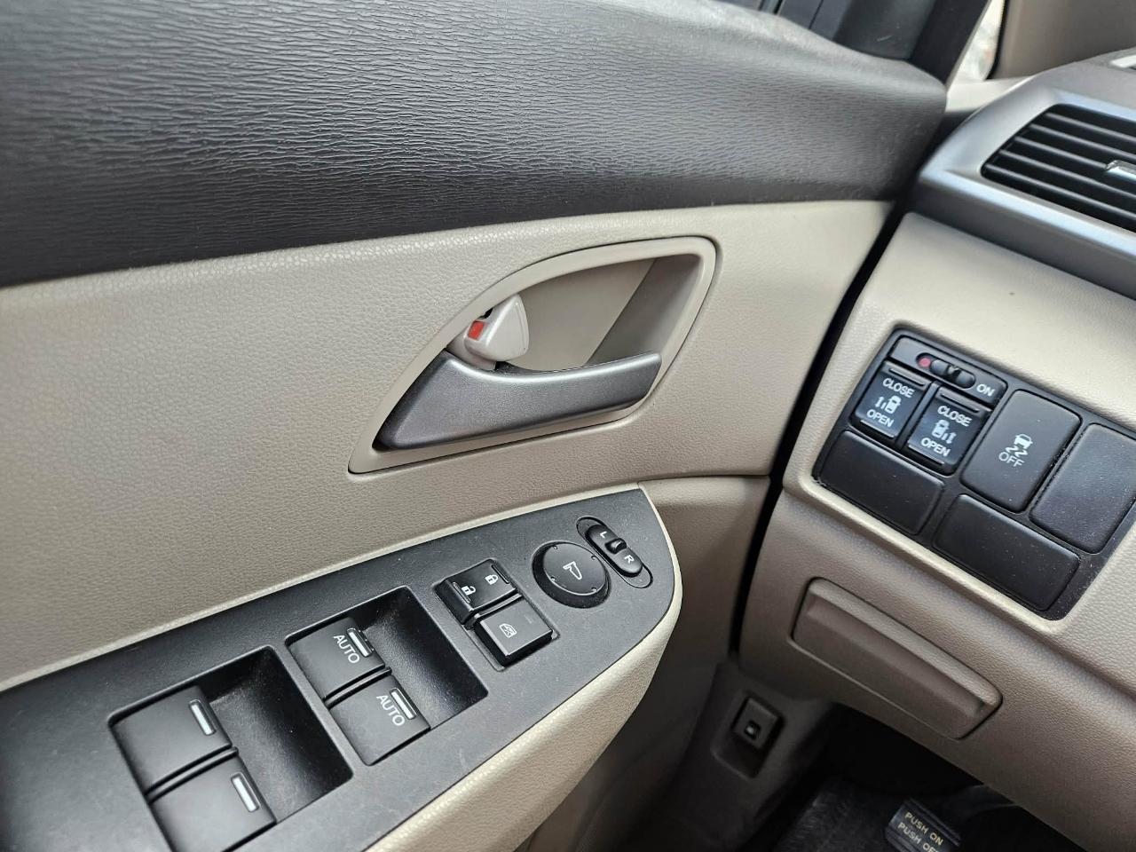 Honda Odyssey 5dr EX 2011