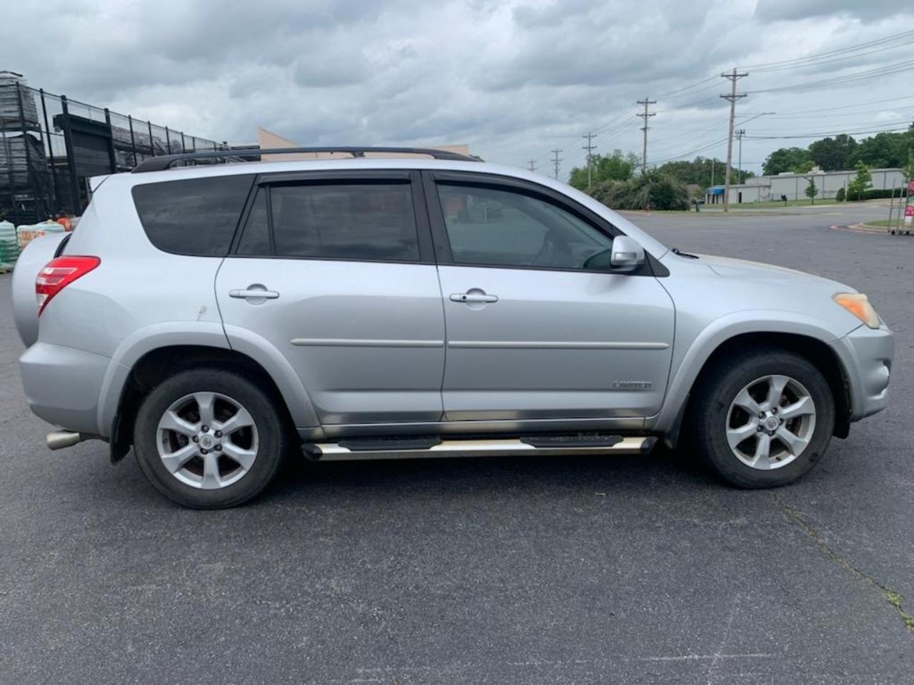 Toyota RAV4 FWD 4dr I4 Limited (Natl) 2012