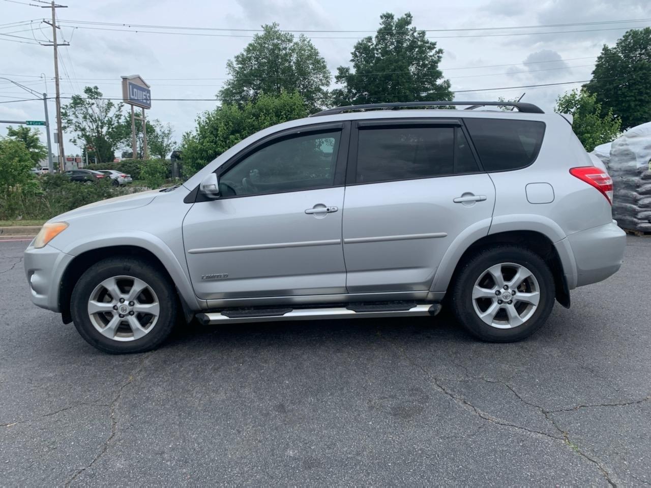 Toyota RAV4 FWD 4dr I4 Limited (Natl) 2012