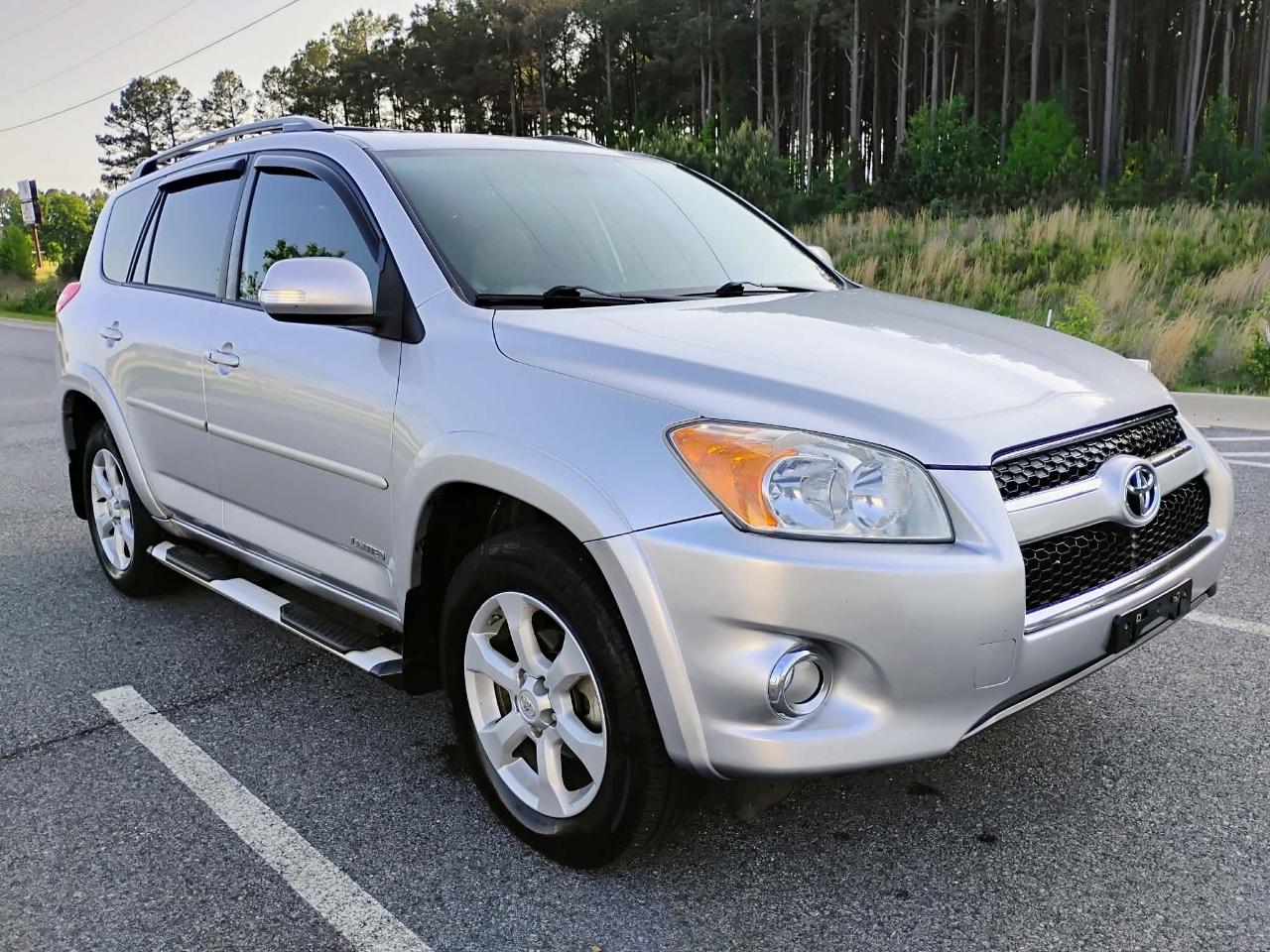 Toyota RAV4 FWD 4dr I4 Limited (Natl) 2012