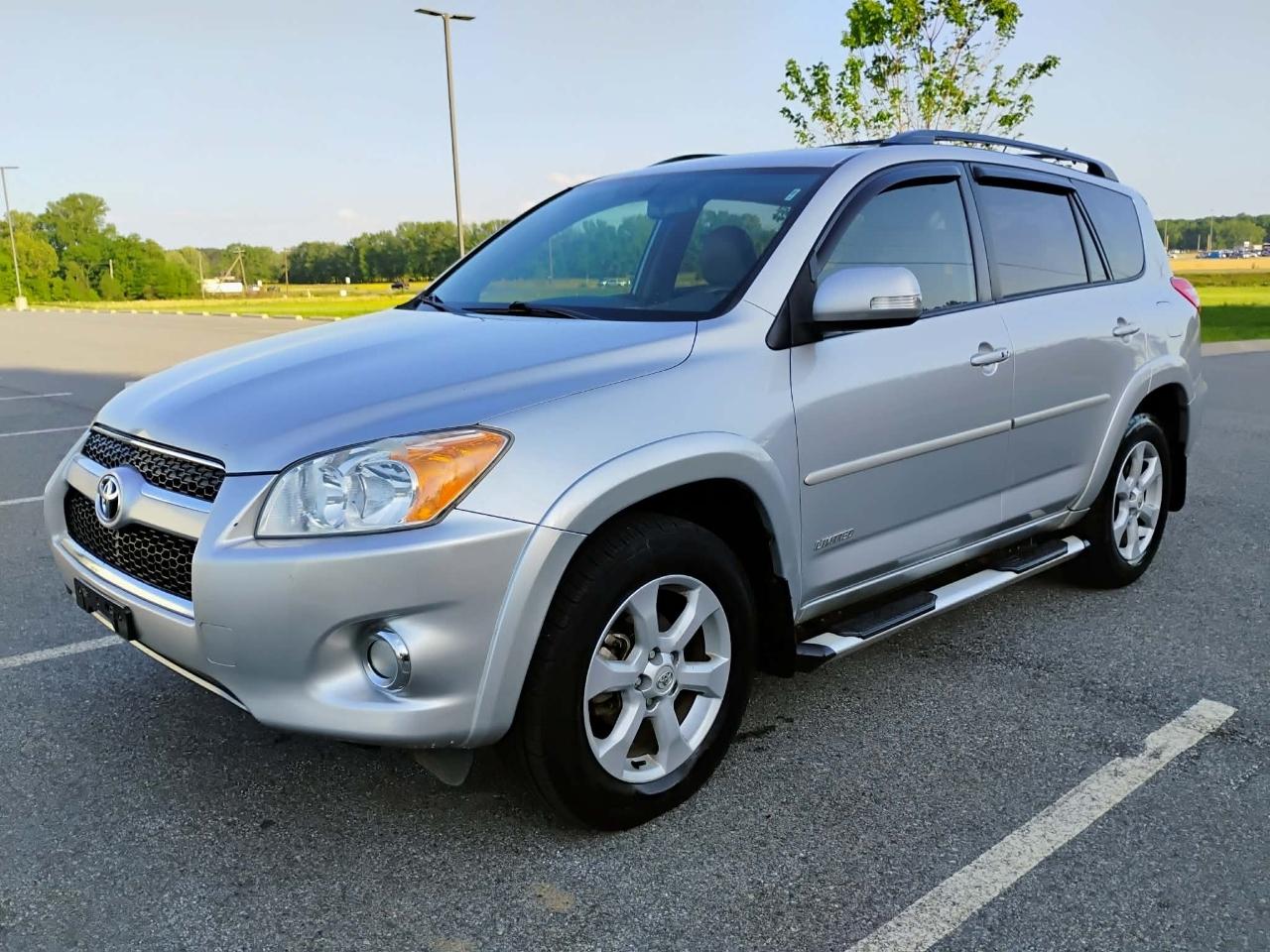 Toyota RAV4 FWD 4dr I4 Limited (Natl) 2012