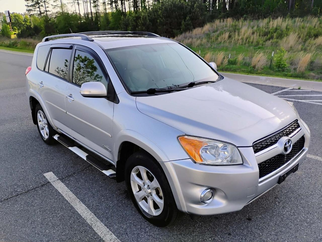 Toyota RAV4 FWD 4dr I4 Limited (Natl) 2012