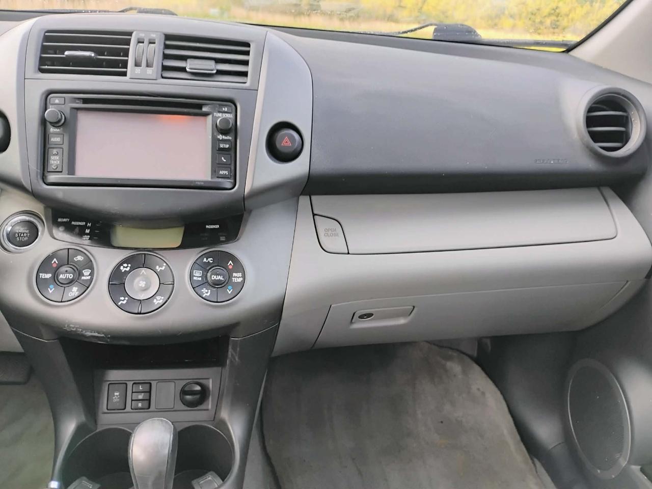 Toyota RAV4 FWD 4dr I4 Limited (Natl) 2012