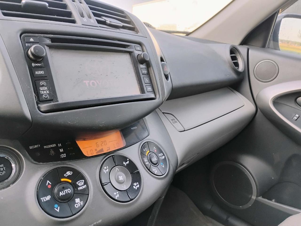 Toyota RAV4 FWD 4dr I4 Limited (Natl) 2012