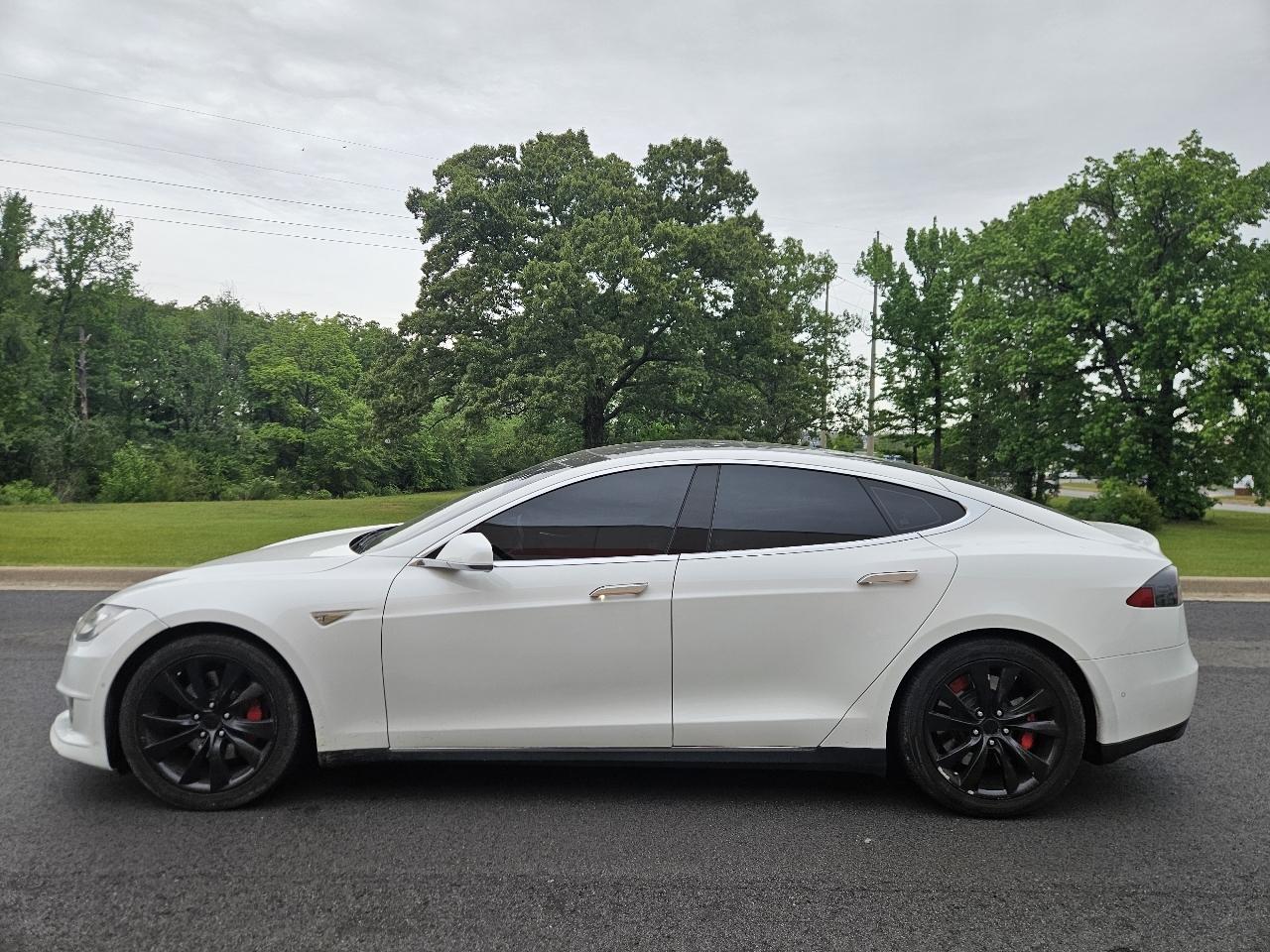 Tesla Model S 4dr Sdn AWD 70D 2016