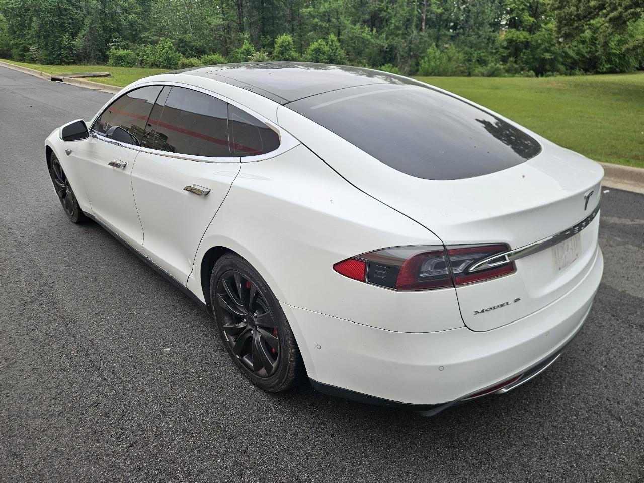 Tesla Model S 4dr Sdn AWD 70D 2016