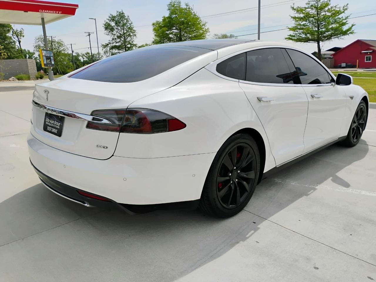 Tesla Model S 4dr Sdn AWD 70D 2016