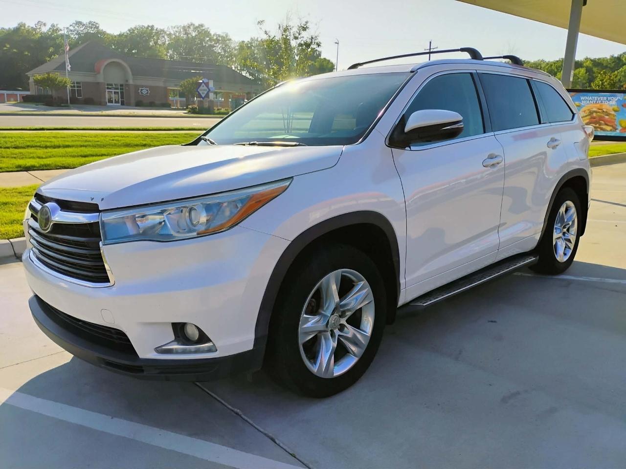 Toyota Highlander AWD 4dr V6 Limited (Natl) 2015