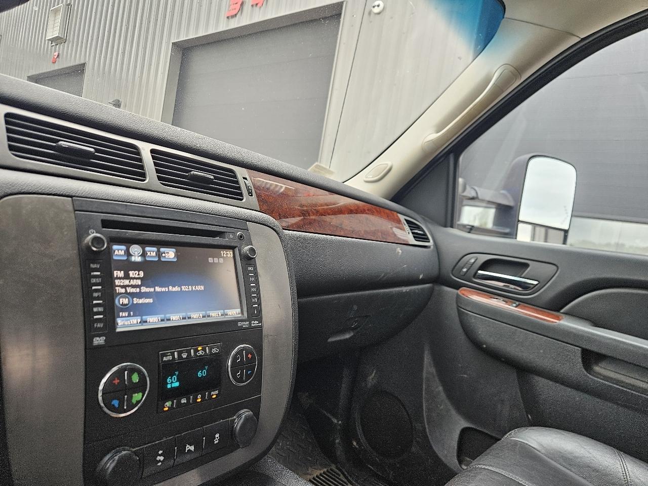 GMC Sierra 2500HD 4WD Crew Cab 167.7" SLT 2012