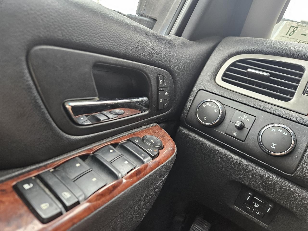 GMC Sierra 2500HD 4WD Crew Cab 167.7" SLT 2012