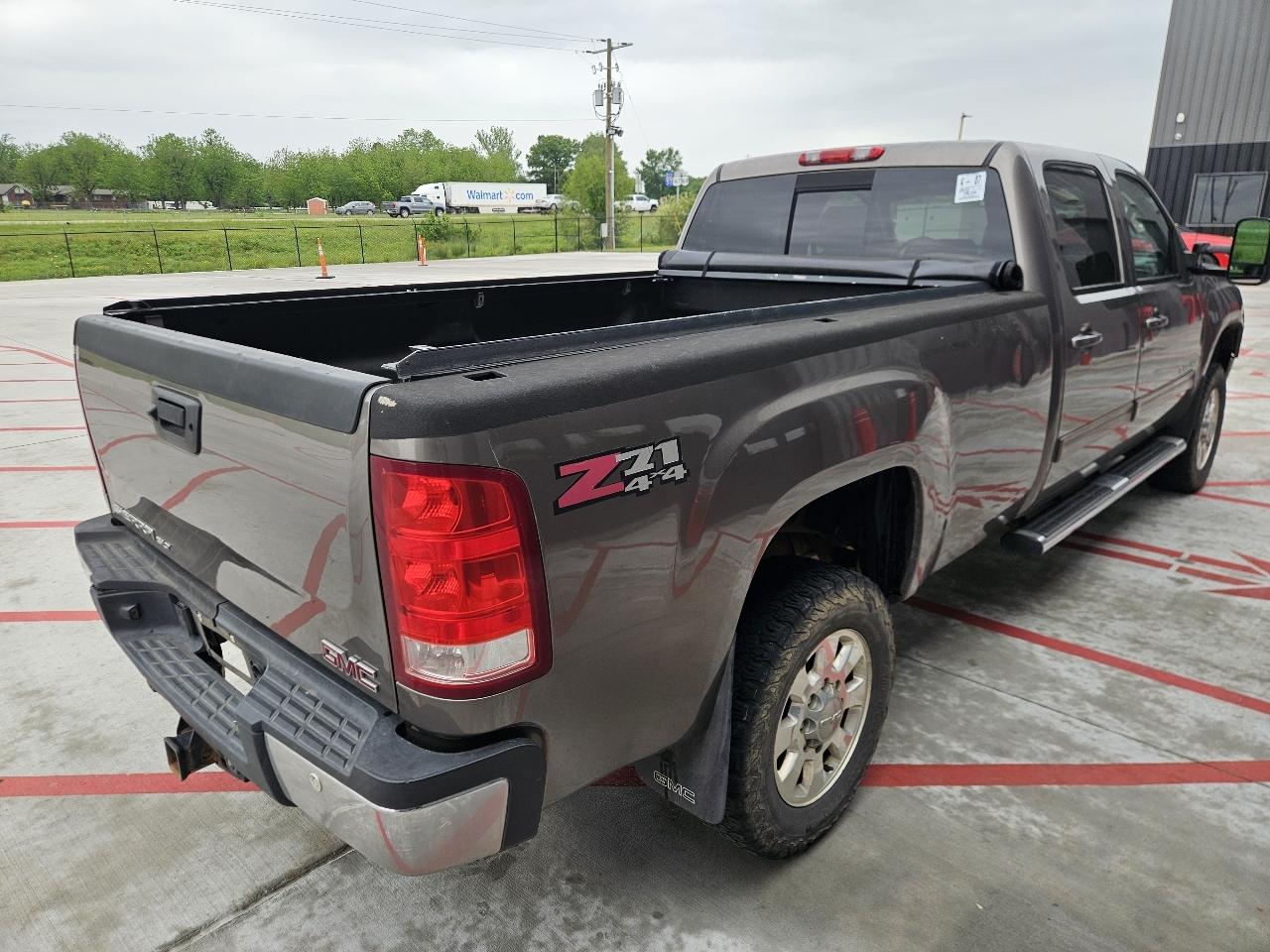 GMC Sierra 2500HD 4WD Crew Cab 167.7" SLT 2012