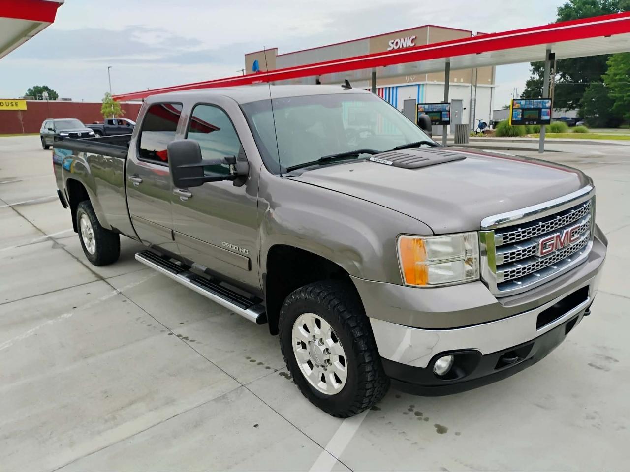 GMC Sierra 2500HD 4WD Crew Cab 167.7" SLT 2012