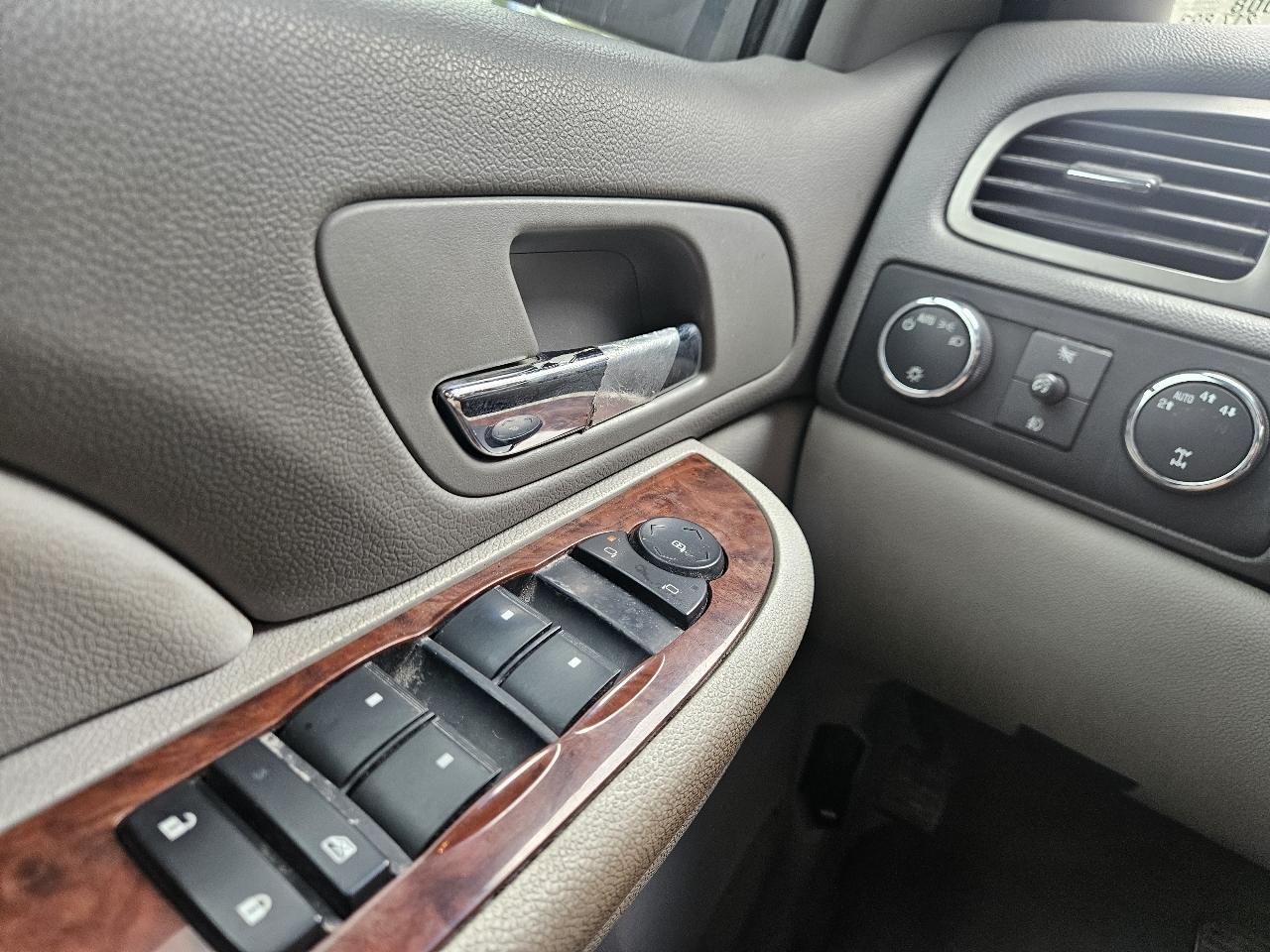 Chevrolet Avalanche 4WD Crew Cab 130" LT w/2LT 2008