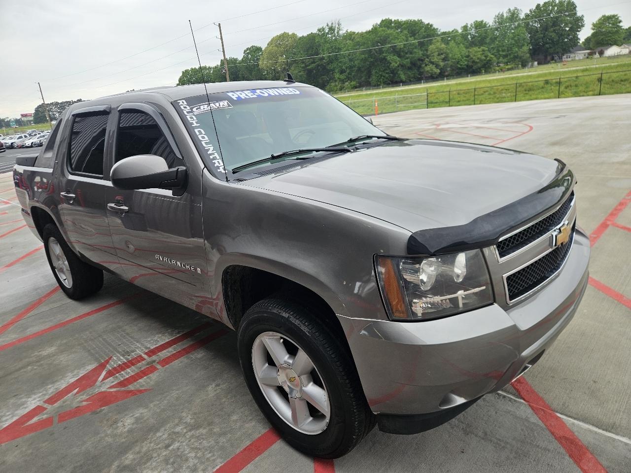 Chevrolet Avalanche 4WD Crew Cab 130" LT w/2LT 2008