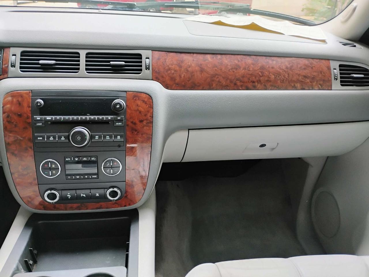 Chevrolet Avalanche 4WD Crew Cab 130" LT w/2LT 2008