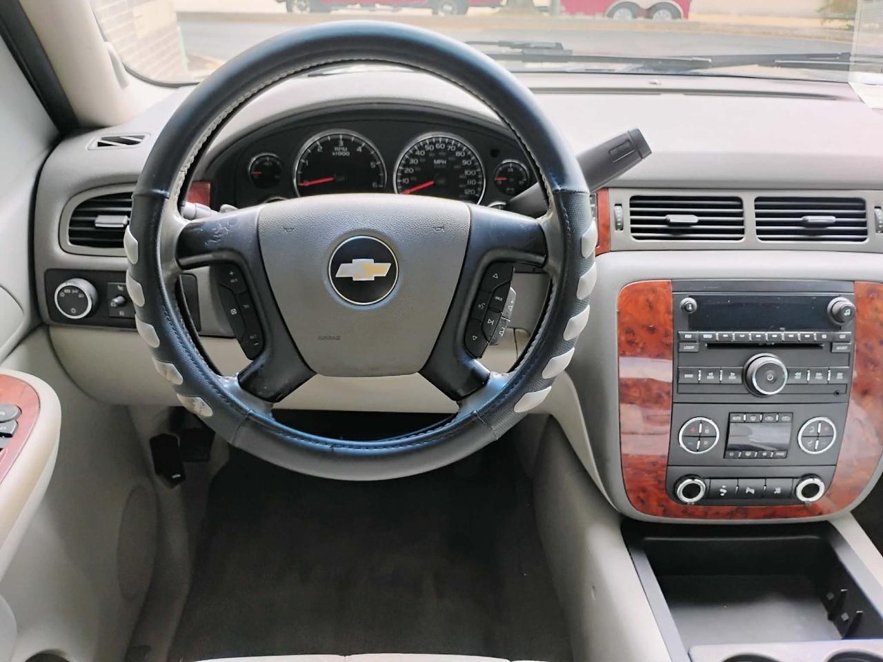 Chevrolet Avalanche 4WD Crew Cab 130" LT w/2LT 2008