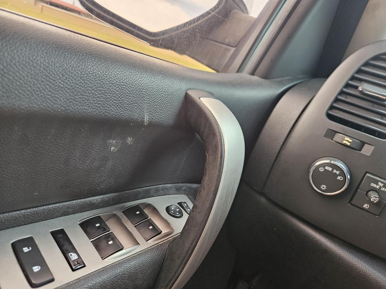 Chevrolet Silverado 1500 4WD Crew Cab 143.5" LT 2011