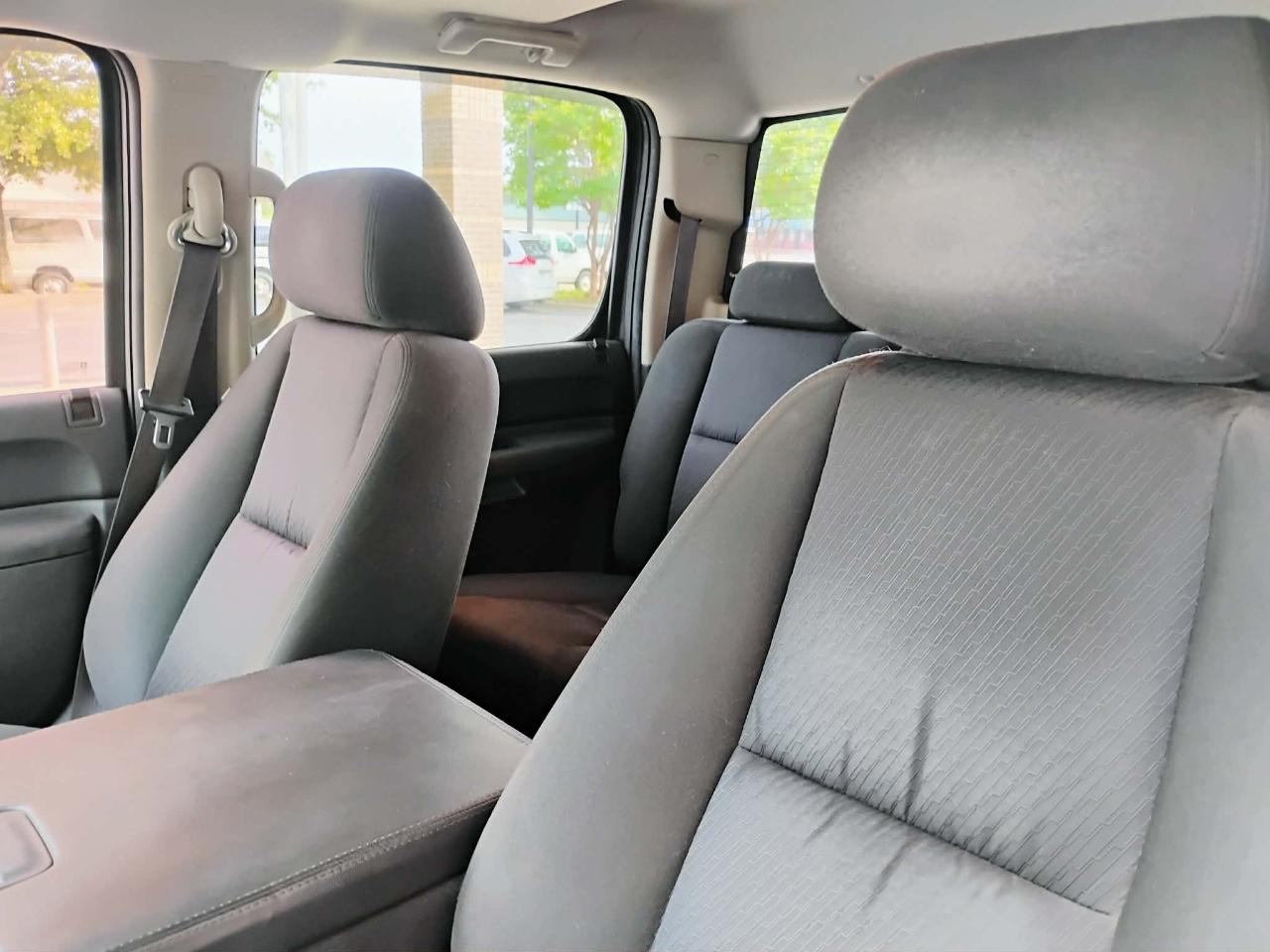 Chevrolet Silverado 1500 4WD Crew Cab 143.5" LT 2011