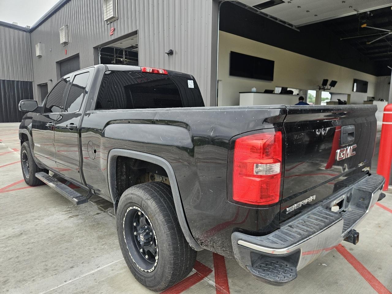 GMC Sierra 1500 2WD Double Cab 143.5" SLE 2016