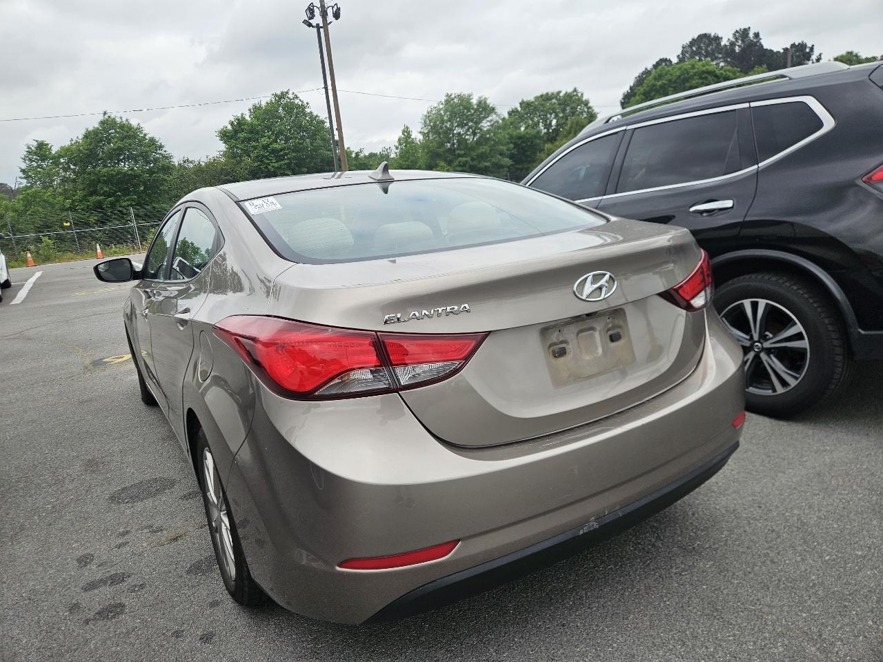 Hyundai Elantra 4dr Sdn Auto SE (Alabama Plant) 2014
