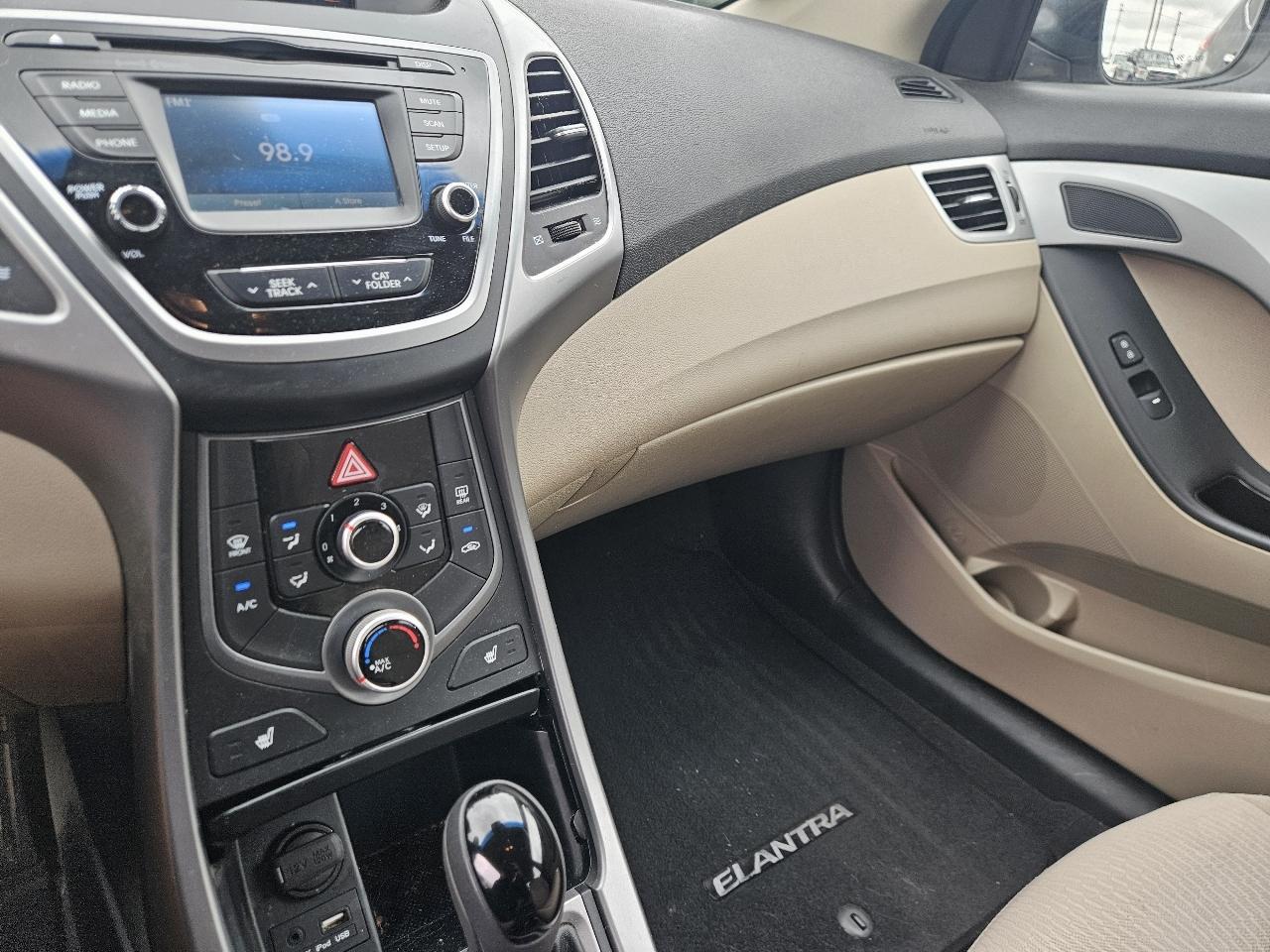 Hyundai Elantra 4dr Sdn Auto SE (Alabama Plant) 2014