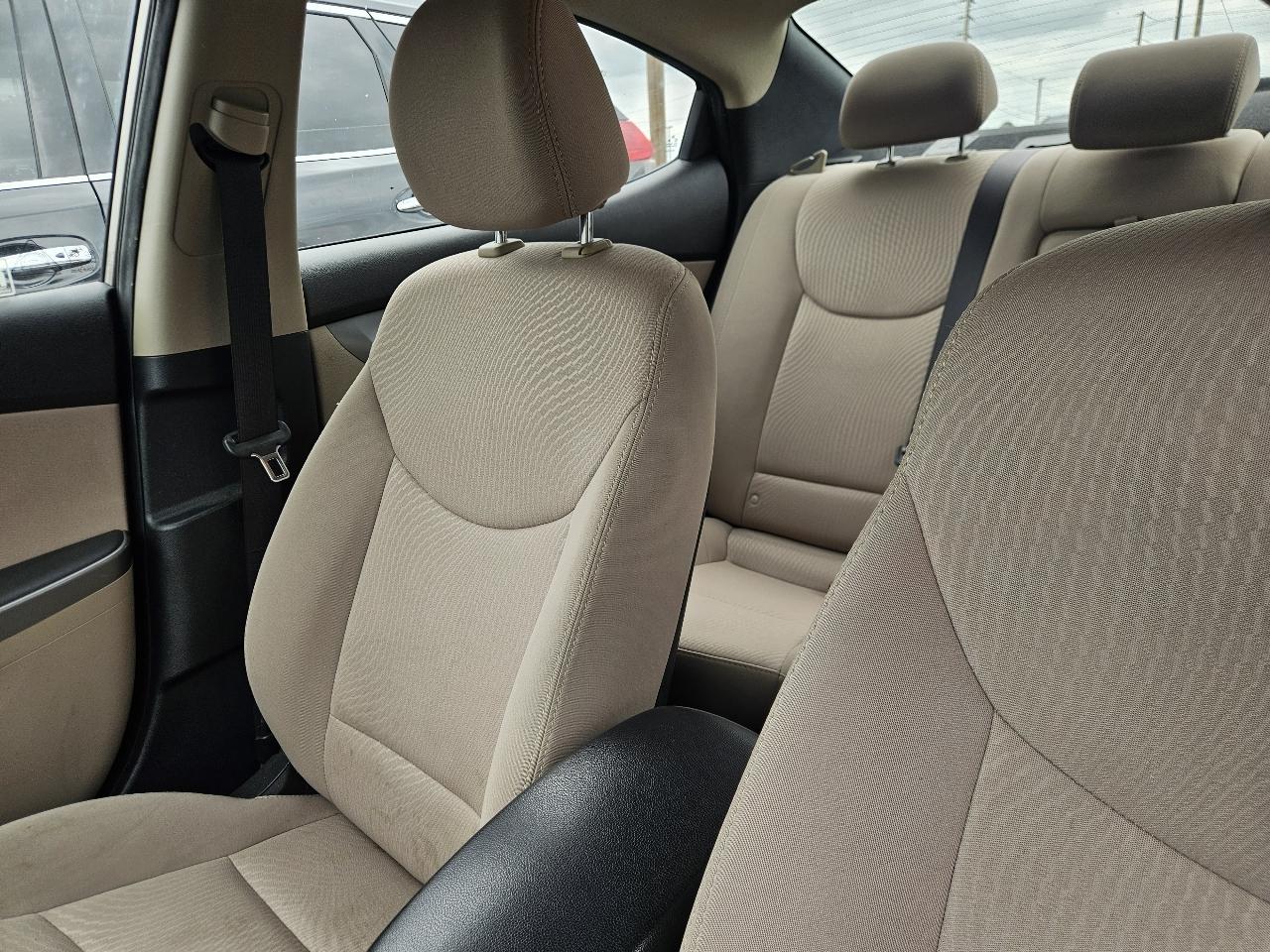 Hyundai Elantra 4dr Sdn Auto SE (Alabama Plant) 2014