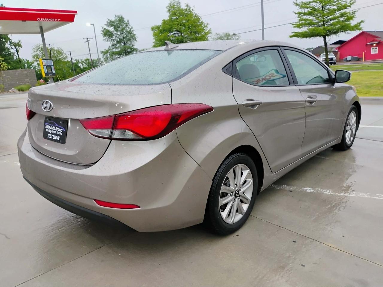 Hyundai Elantra 4dr Sdn Auto SE (Alabama Plant) 2014