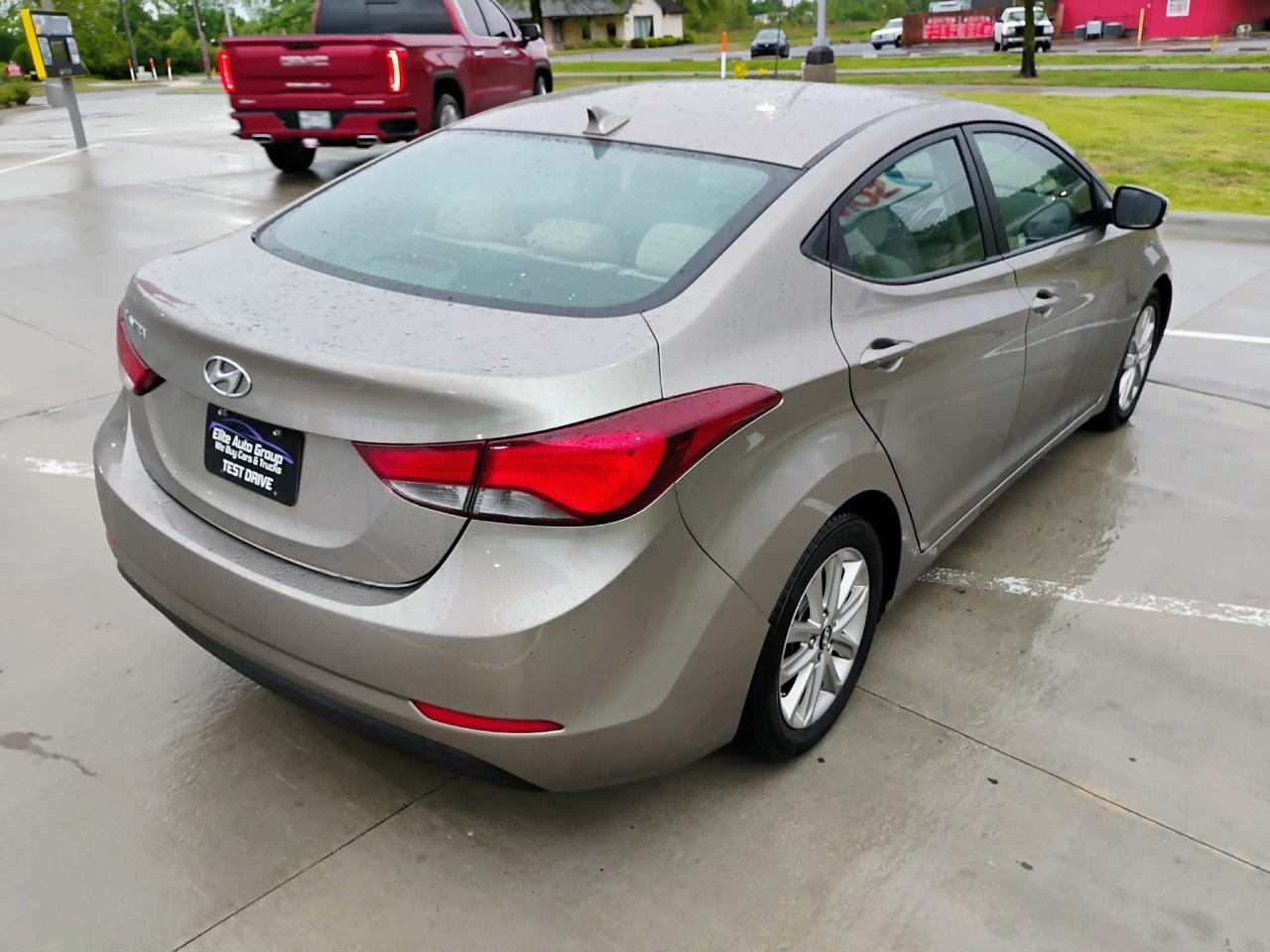 Hyundai Elantra 4dr Sdn Auto SE (Alabama Plant) 2014