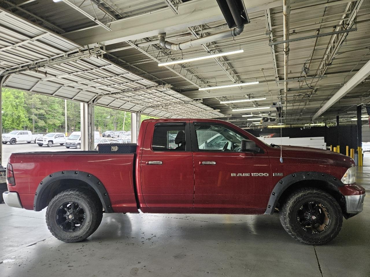 RAM 1500 4WD Quad Cab 140.5" Big Horn 2012