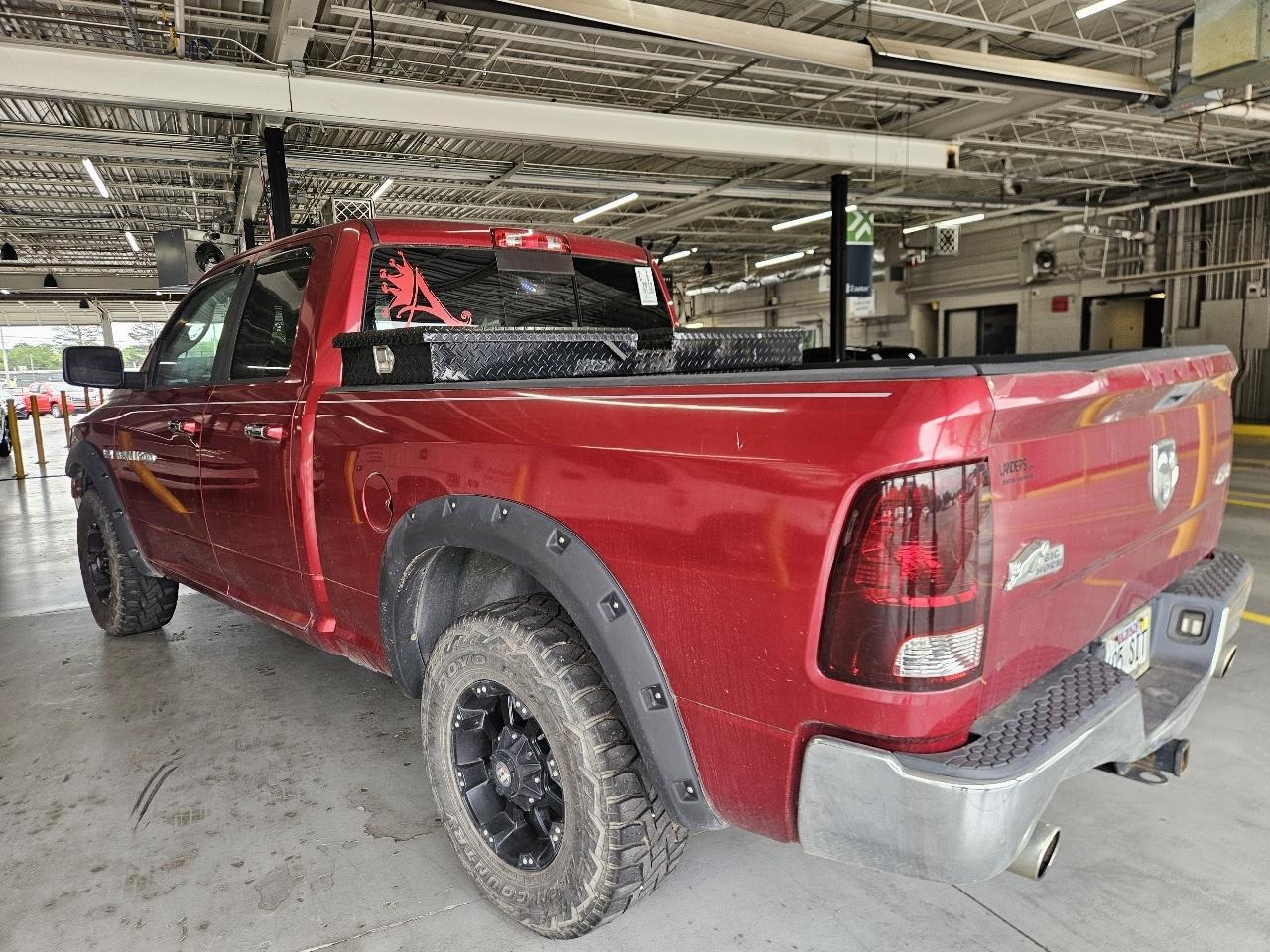 RAM 1500 4WD Quad Cab 140.5" Big Horn 2012
