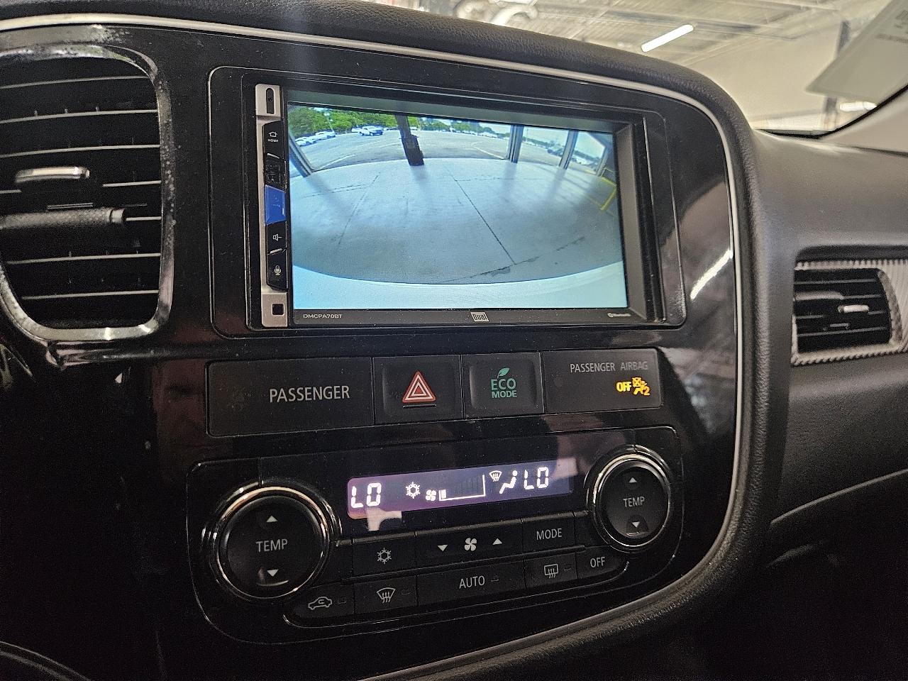 Mitsubishi Outlander 2WD 4dr SEL 2016