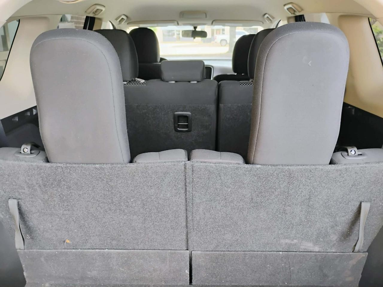 Mitsubishi Outlander 2WD 4dr SEL 2016