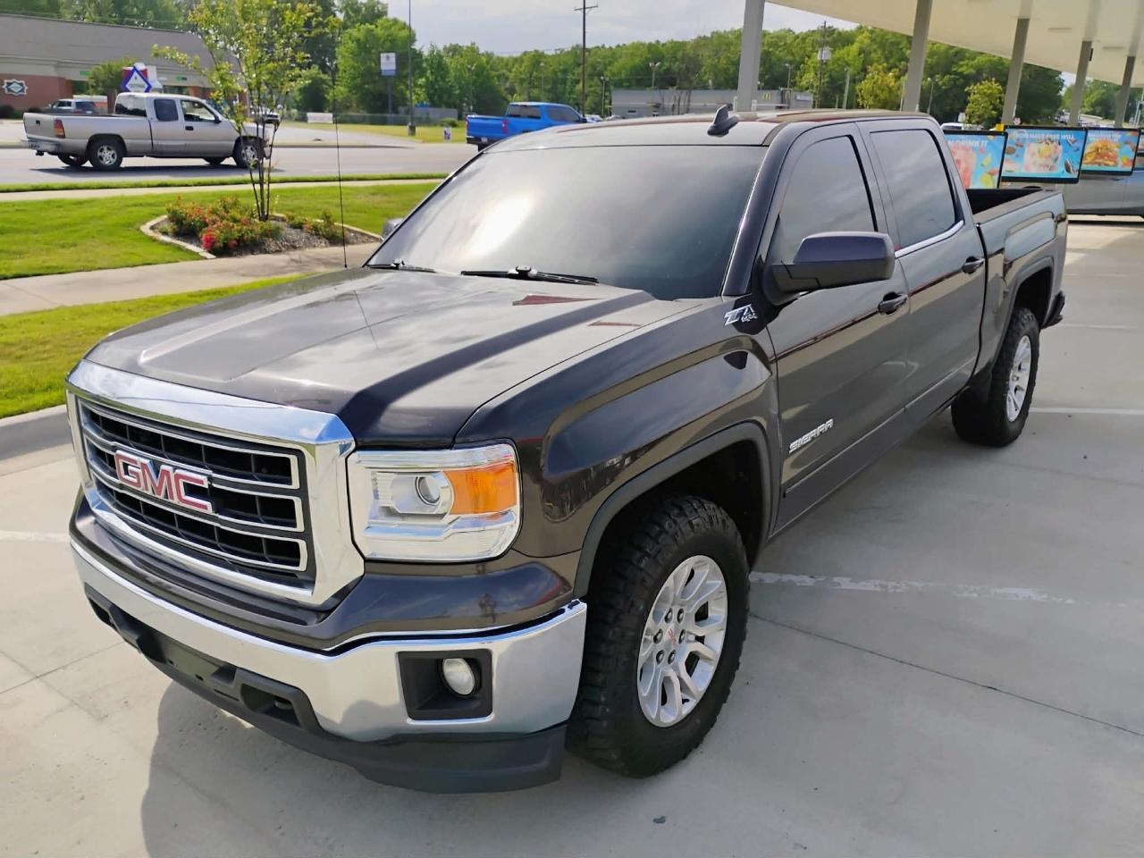 GMC Sierra 1500 4WD Crew Cab 143.5" SLE 2015