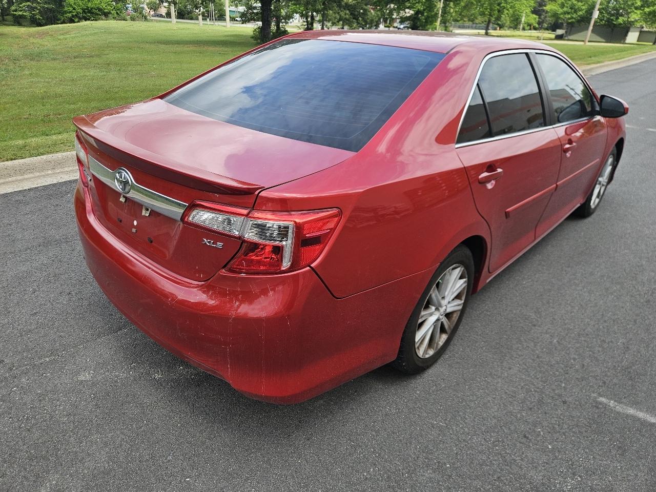 Toyota Camry 4dr Sdn I4 Auto SE Sport Limited Edition (Natl) 2012