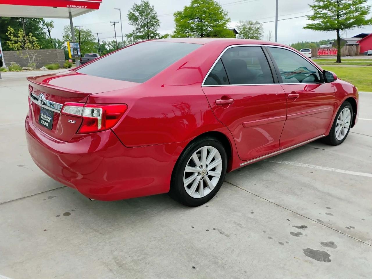 Toyota Camry 4dr Sdn I4 Auto SE Sport Limited Edition (Natl) 2012