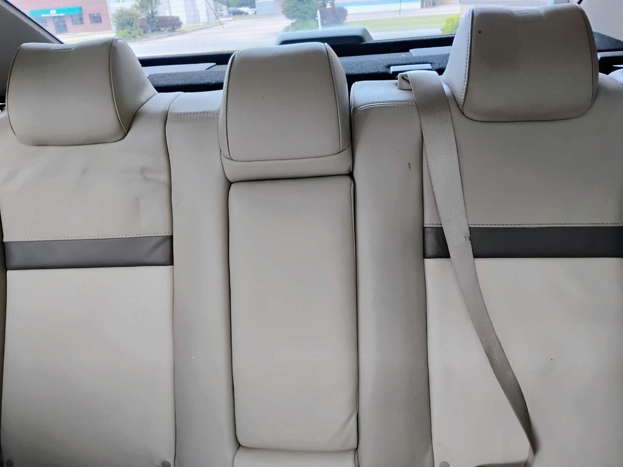 Toyota Camry 4dr Sdn I4 Auto SE Sport Limited Edition (Natl) 2012