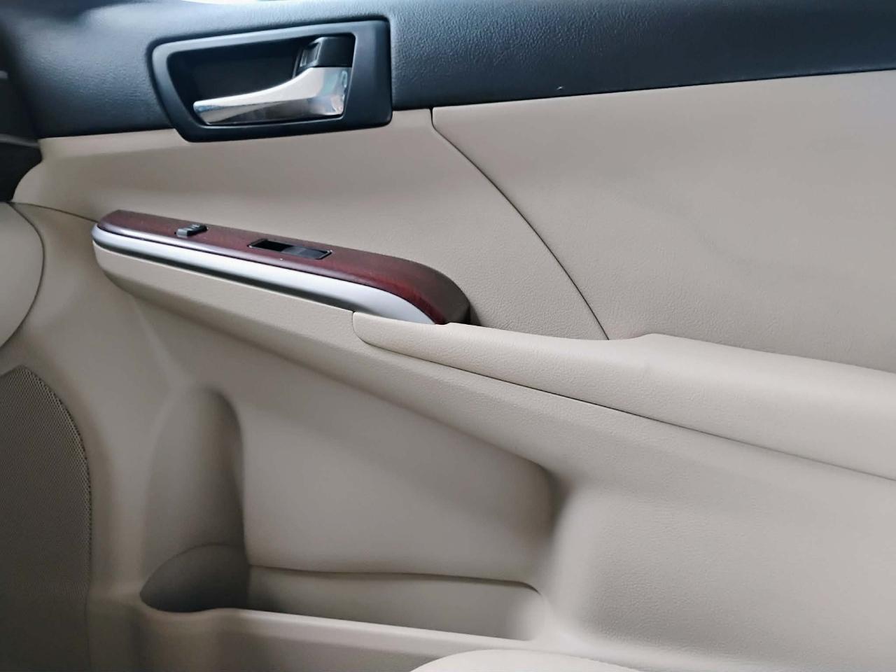Toyota Camry 4dr Sdn I4 Auto SE Sport Limited Edition (Natl) 2012