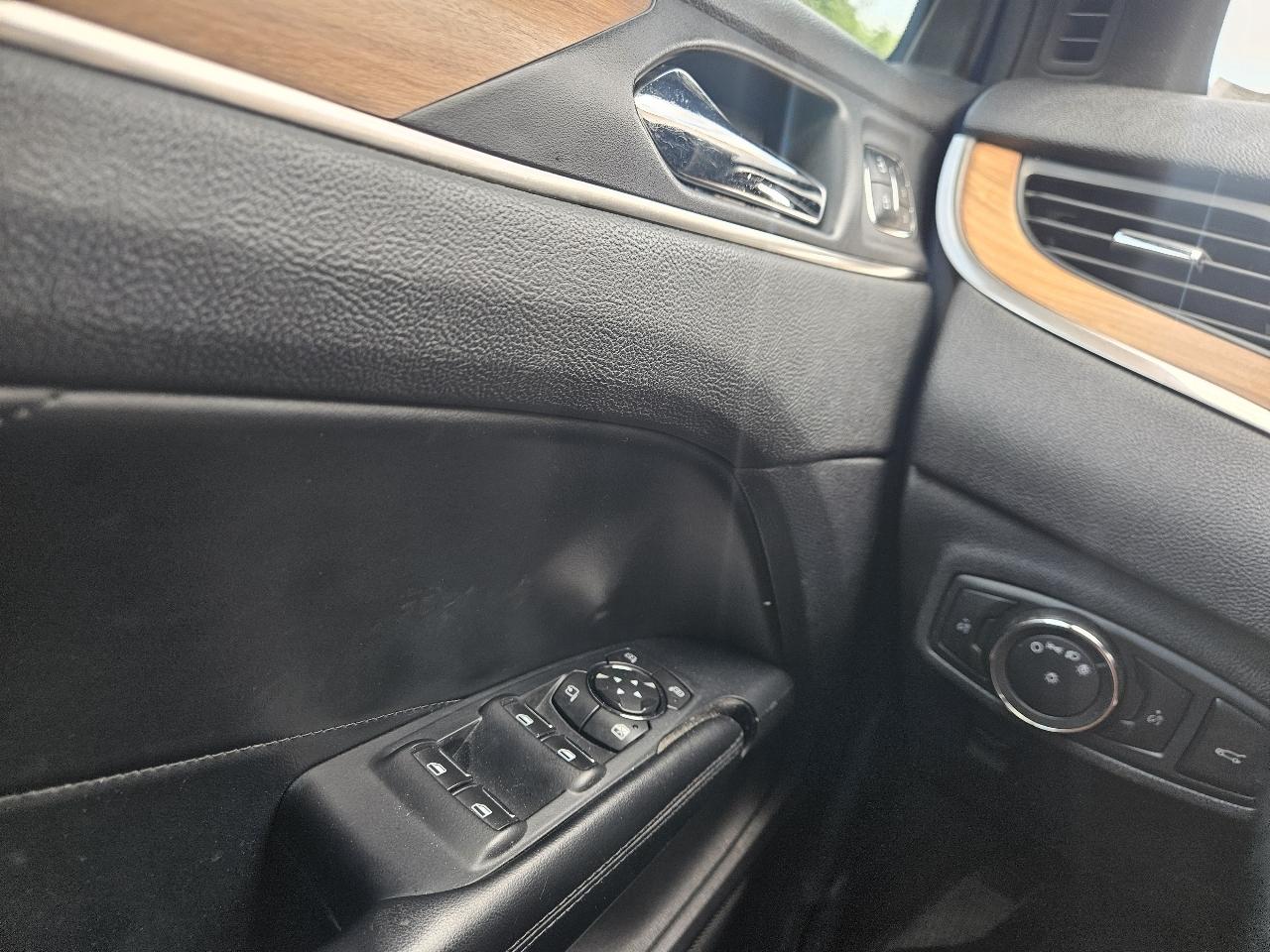 Lincoln MKC AWD 4dr 2015