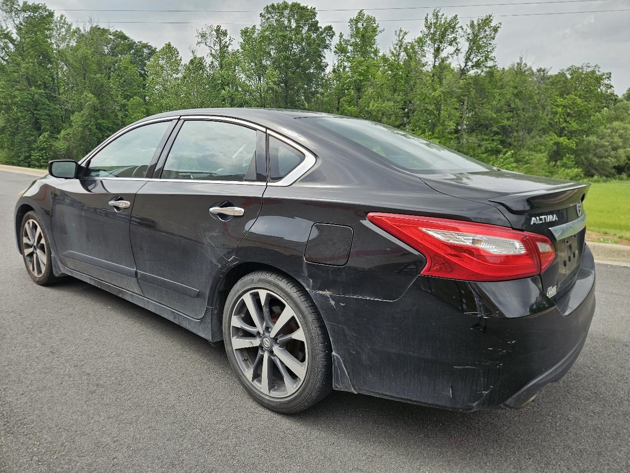 Nissan Altima 4dr Sdn I4 2.5 SR 2016