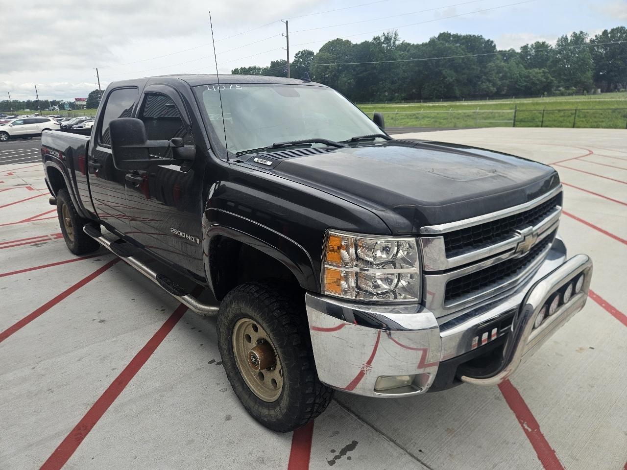 Chevrolet Silverado 2500HD 4WD Crew Cab 153" LT 2009