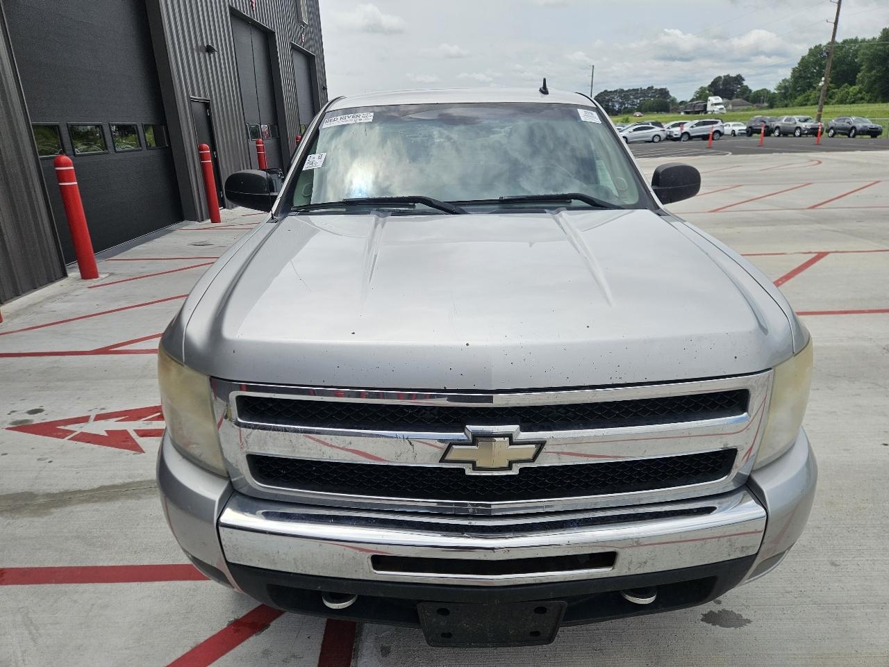 Chevrolet Silverado 1500 4WD Crew Cab 143.5" LT 2010