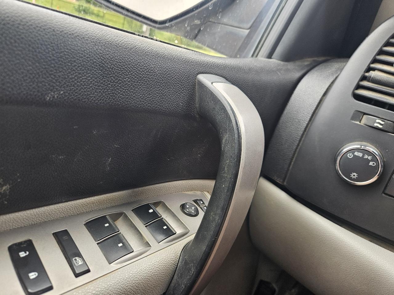 Chevrolet Silverado 1500 4WD Crew Cab 143.5" LT 2010